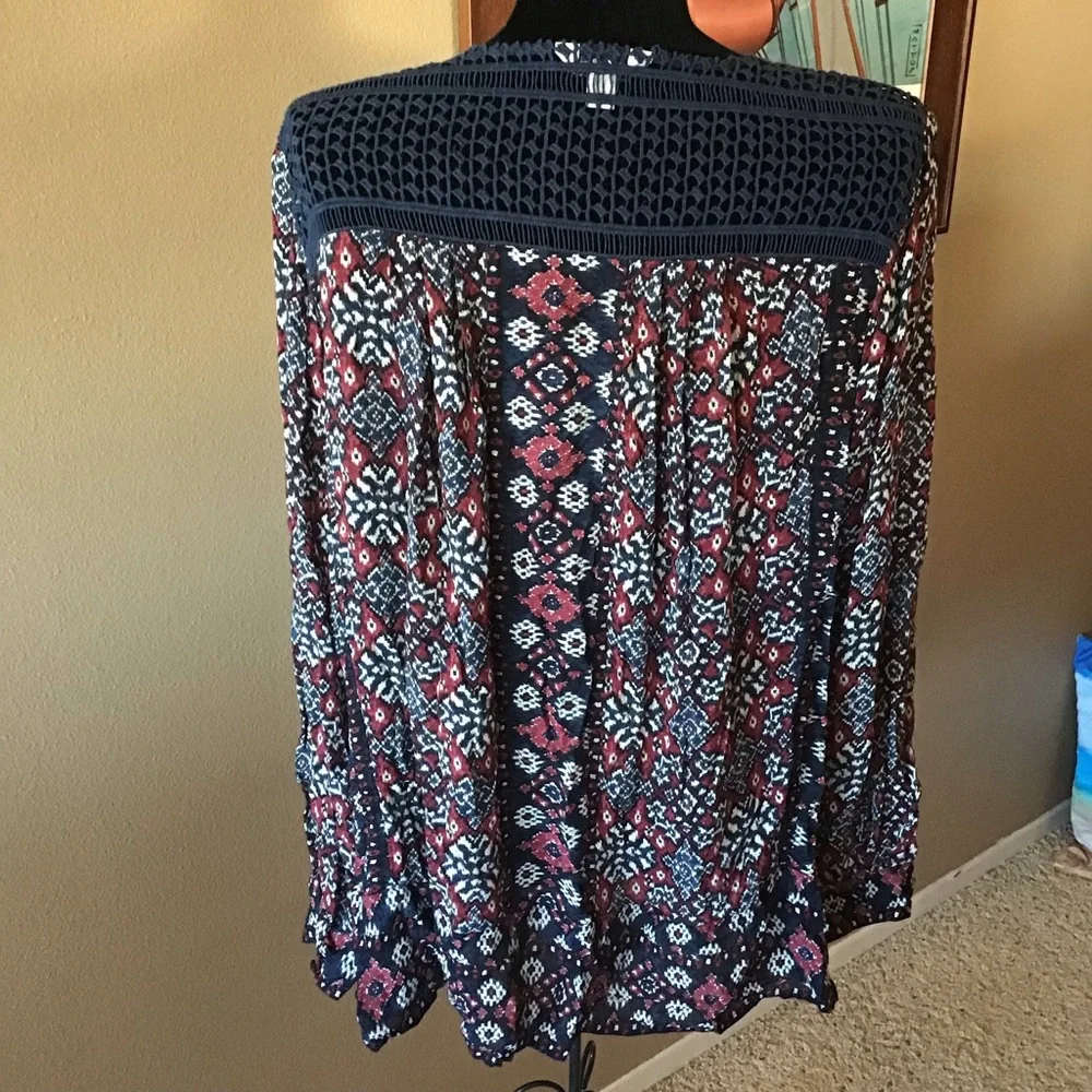 Lucky Brand Top - Picture 2 of 3